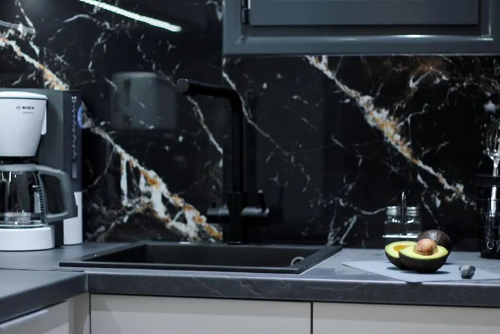 Lucky Central Home #22 Vipgreece-1