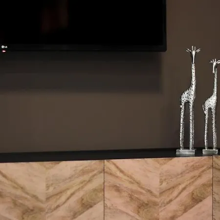 Lucky Central Home #22 Vipgreece-2